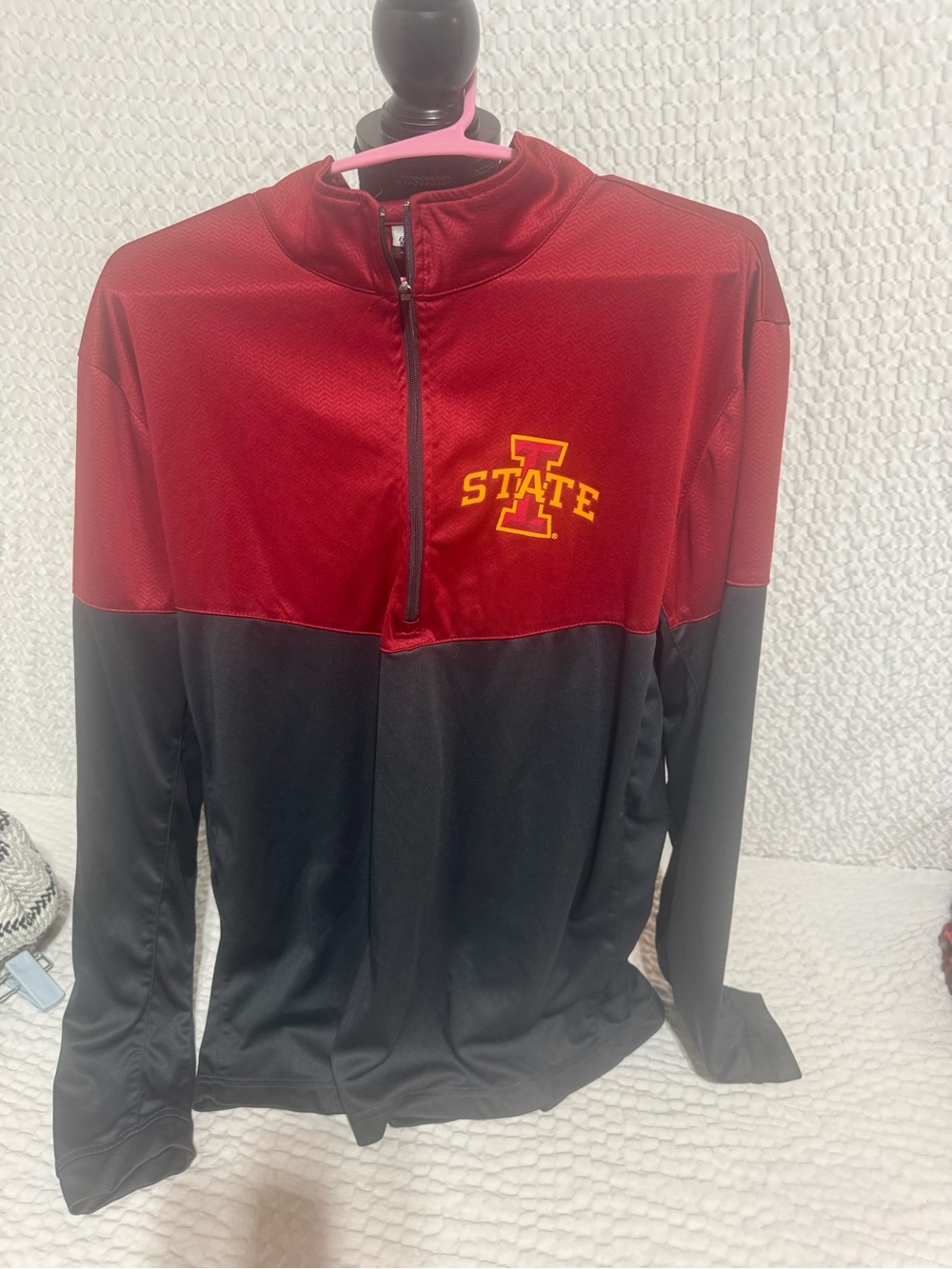 Colosseum Red and Black Iowa State Pullover